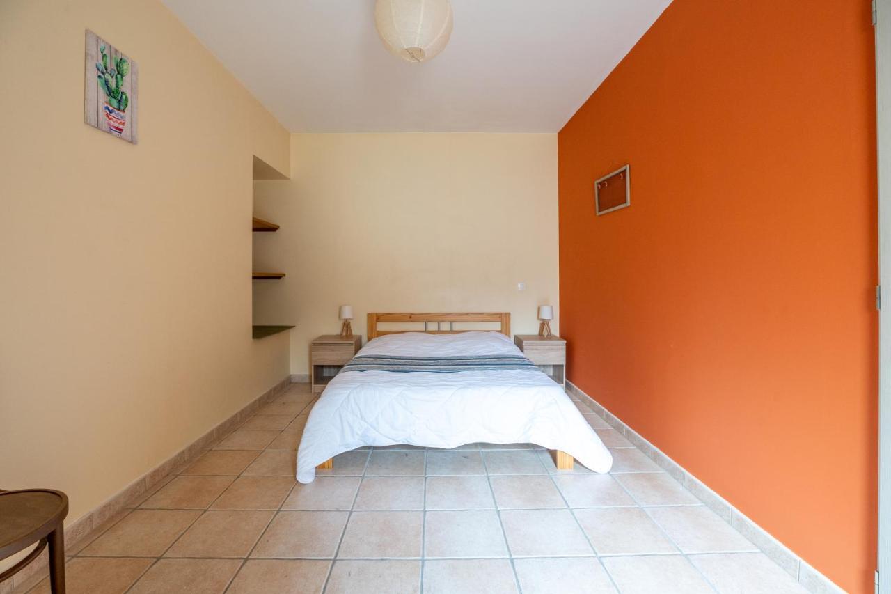 L'arbre Rouge & L'arbre Apartment Jonzac